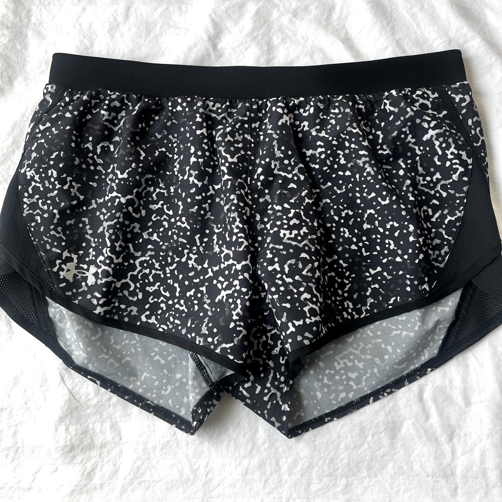 Under Armour Running Shorts, Size Large
